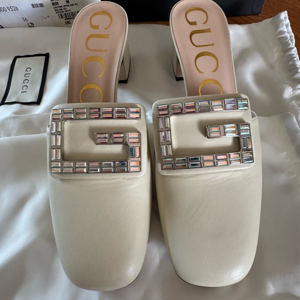 Gucci Leather Upper and Malaga Kid Vintage white size 36